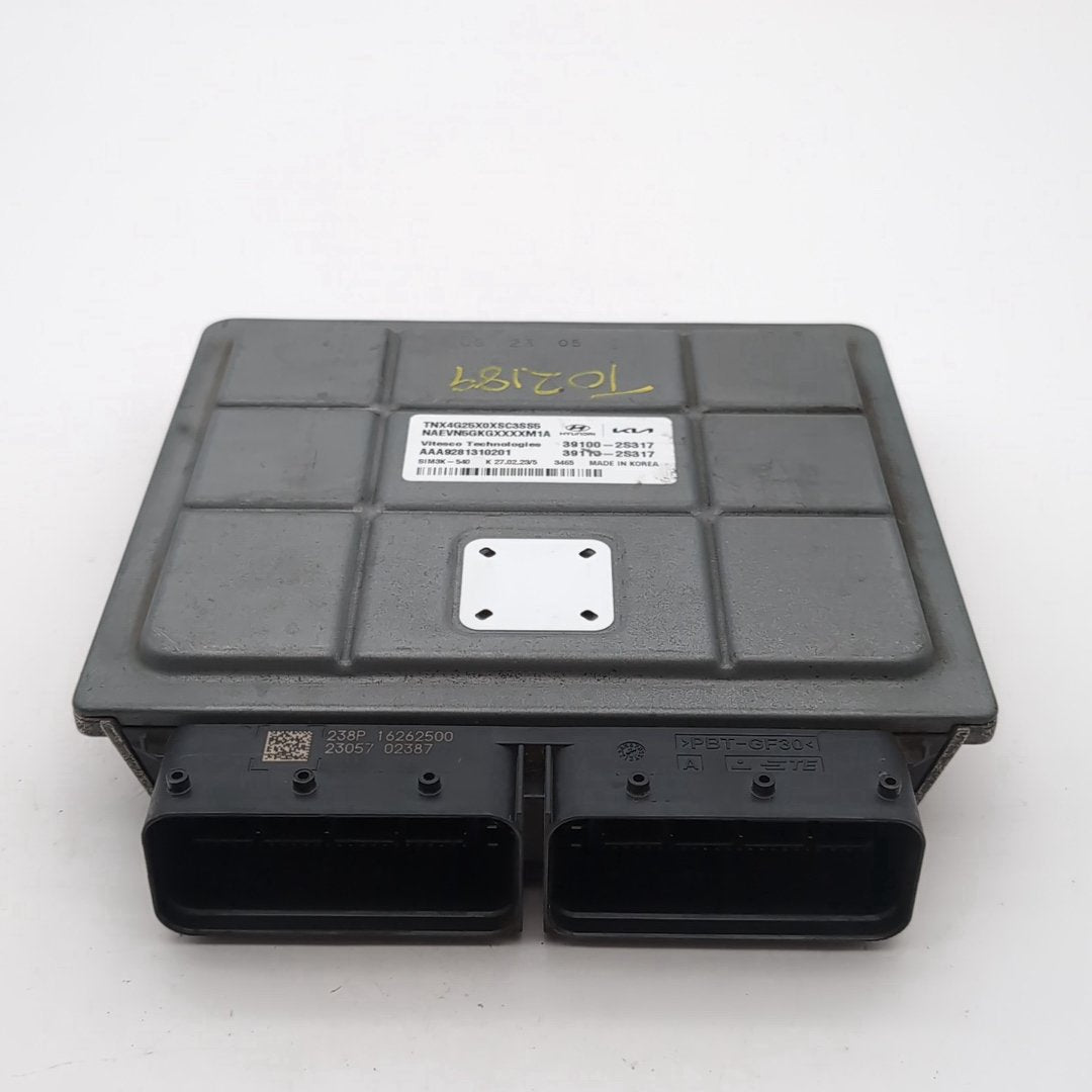 2022 2023 2024 Hyundai Tucson 2.5L Engine Computer Control Module 39100-2S317