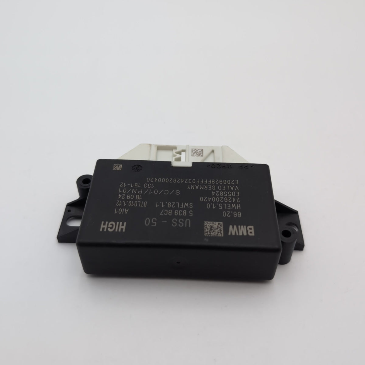 2023 - 2026 BMW G60 G70 F74 X1 X2 X5 X7 USS Ultrasonic Parking Sensor Module