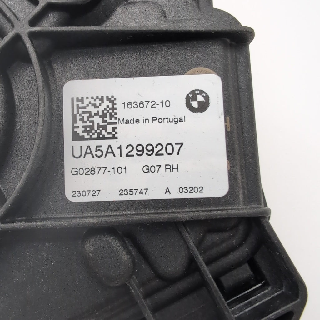 2023- 2026 BMW X7 G07 RIGHT TAILGATE TRUNK LID LATCH LOCK ACTUATOR MOTOR