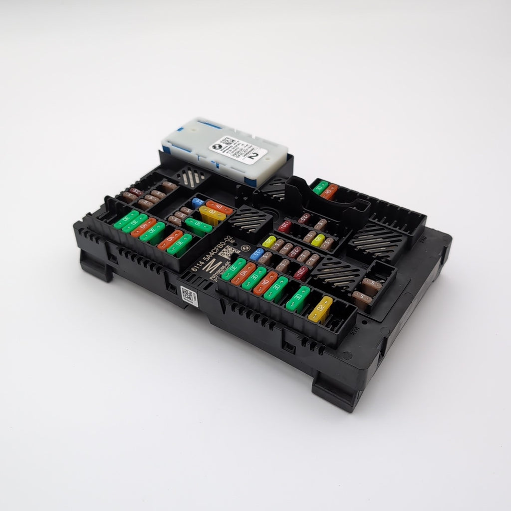 2024 BMW 330i 230I G42 G20 REAR POWER DISTRIBUTION FUSE Box 6114 5A4CFB0 - 02