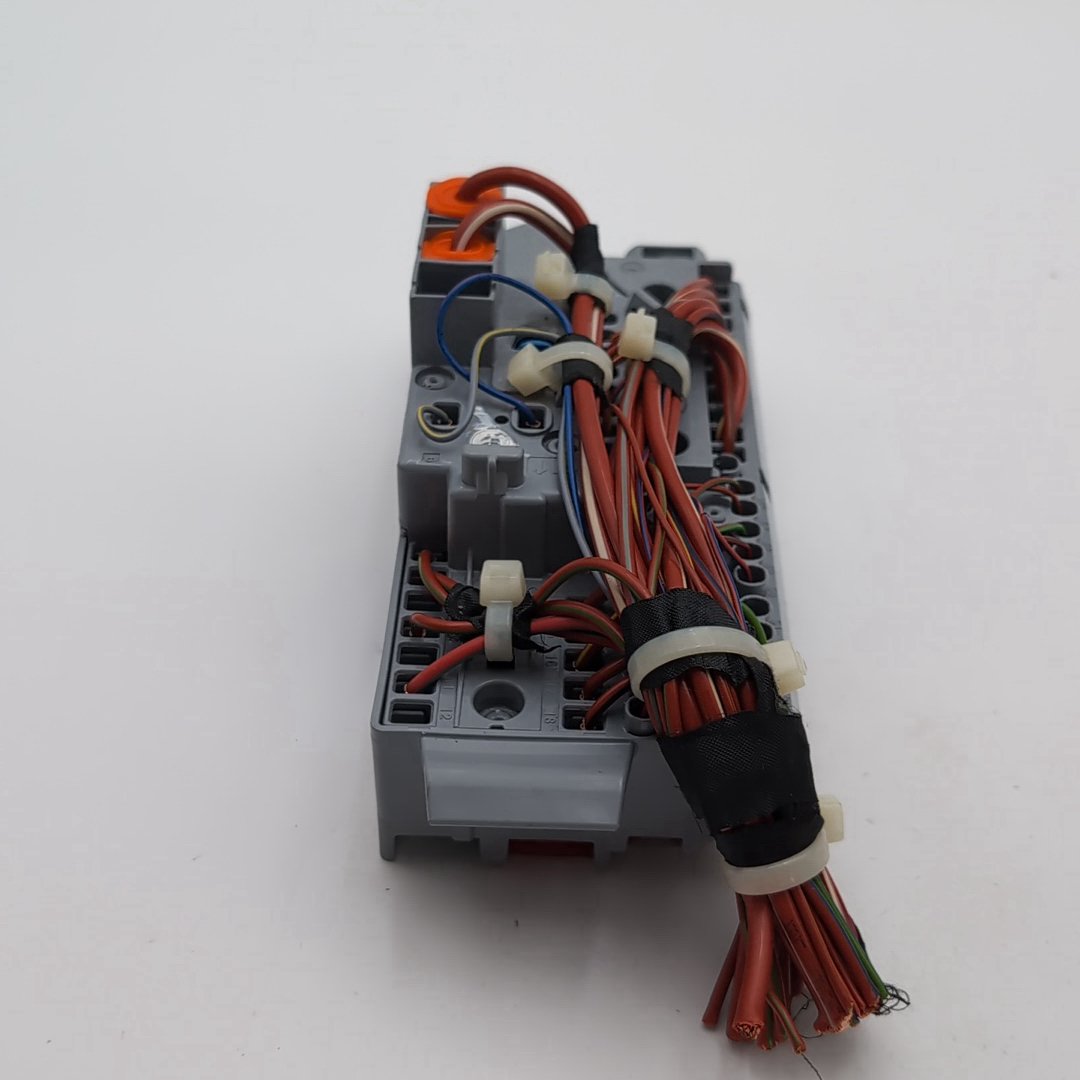 2021 - 2026 BMW X5 X6 X7 XM G20 G42 G87 M3 Front Power Distribution Fuse Box
