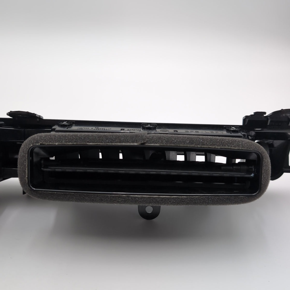 2022 2023 2024 2025 BMW X1 X2 Center Dash Passenger AC Air Vent 9483383