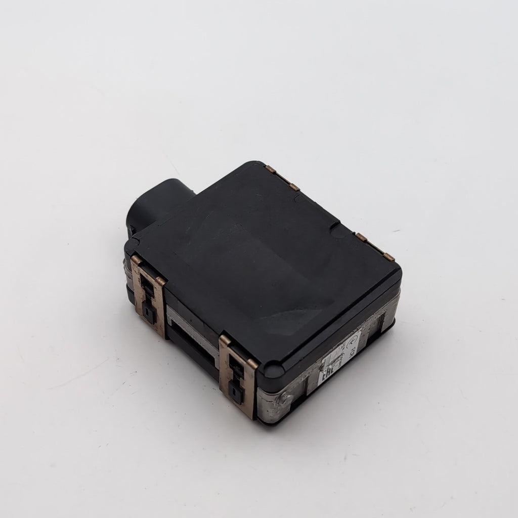 2019 - 2024 Mercedes A C CLA GLA GLE Cruise Distance Radar Sensor OEM A0009053011