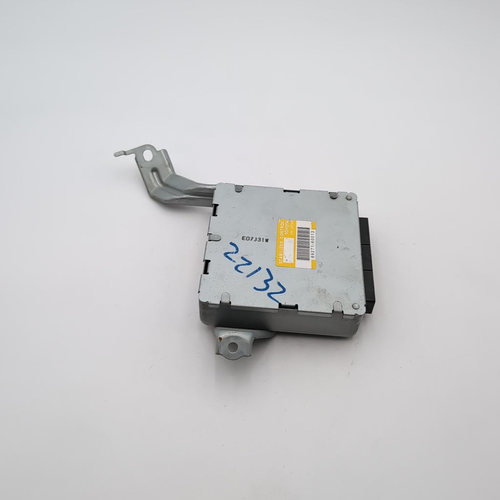 2004 2005 Lexus GX470 Stabilizer Control Module OEM 89271-60011