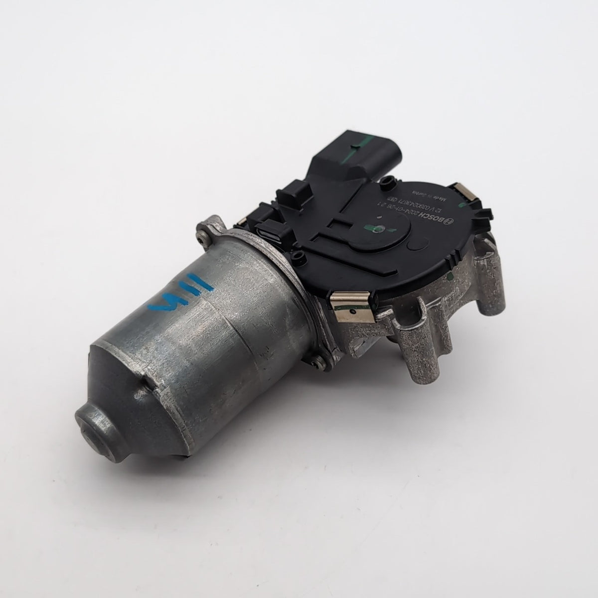 2021- 2025 BMW X1 X2 X3 M35 Front Windshield Wiper Motor OEM 0390243671