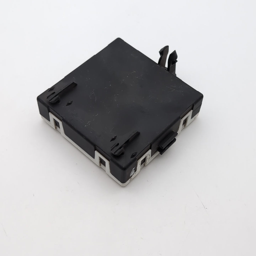 2015- 2020 Mercedes W205 C300 Front Left Driver Door Control Module A2059001211