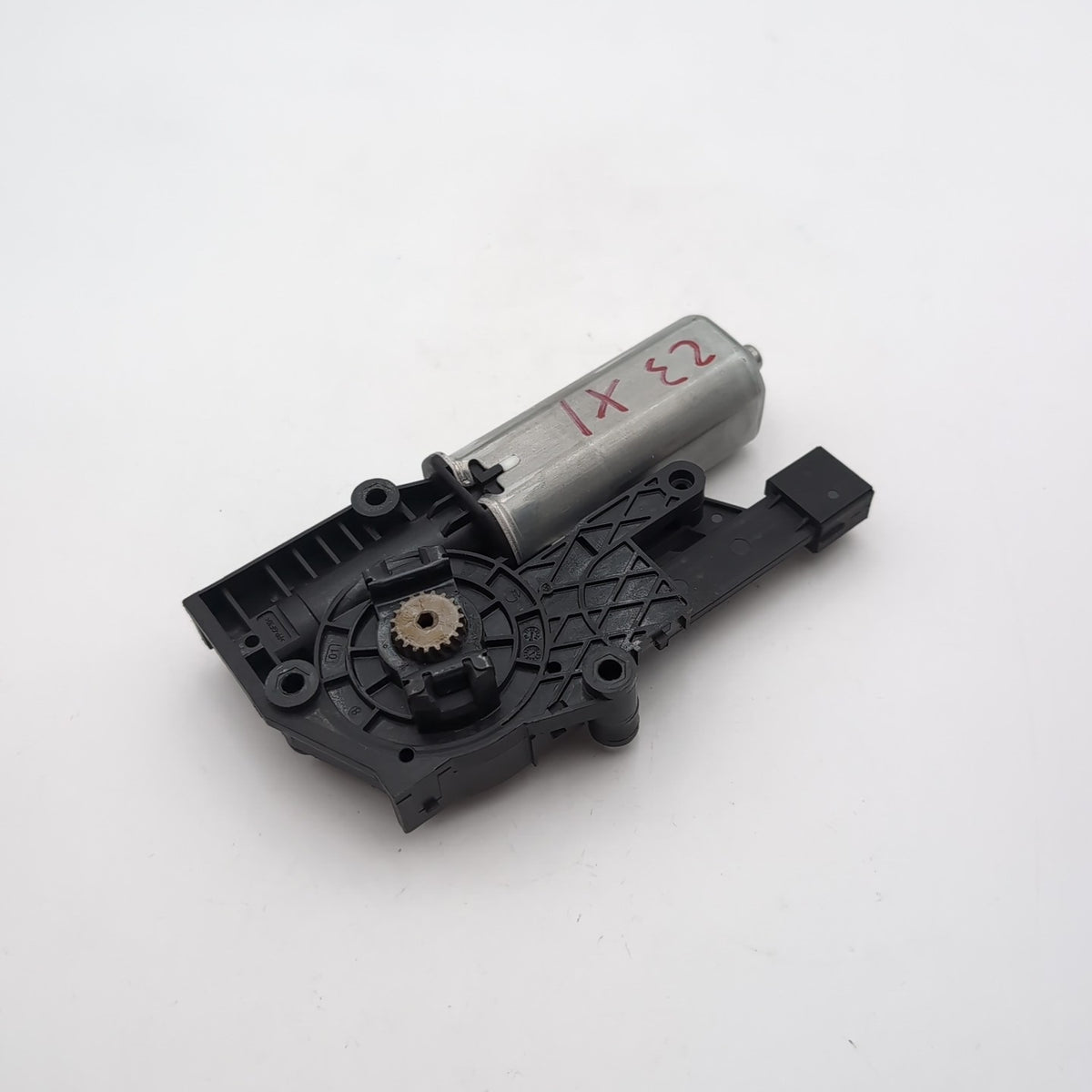 2023 2024 2025 BMW X1 U11 Panoramic Sunroof Power Sun Shade Motor OEM 9854524