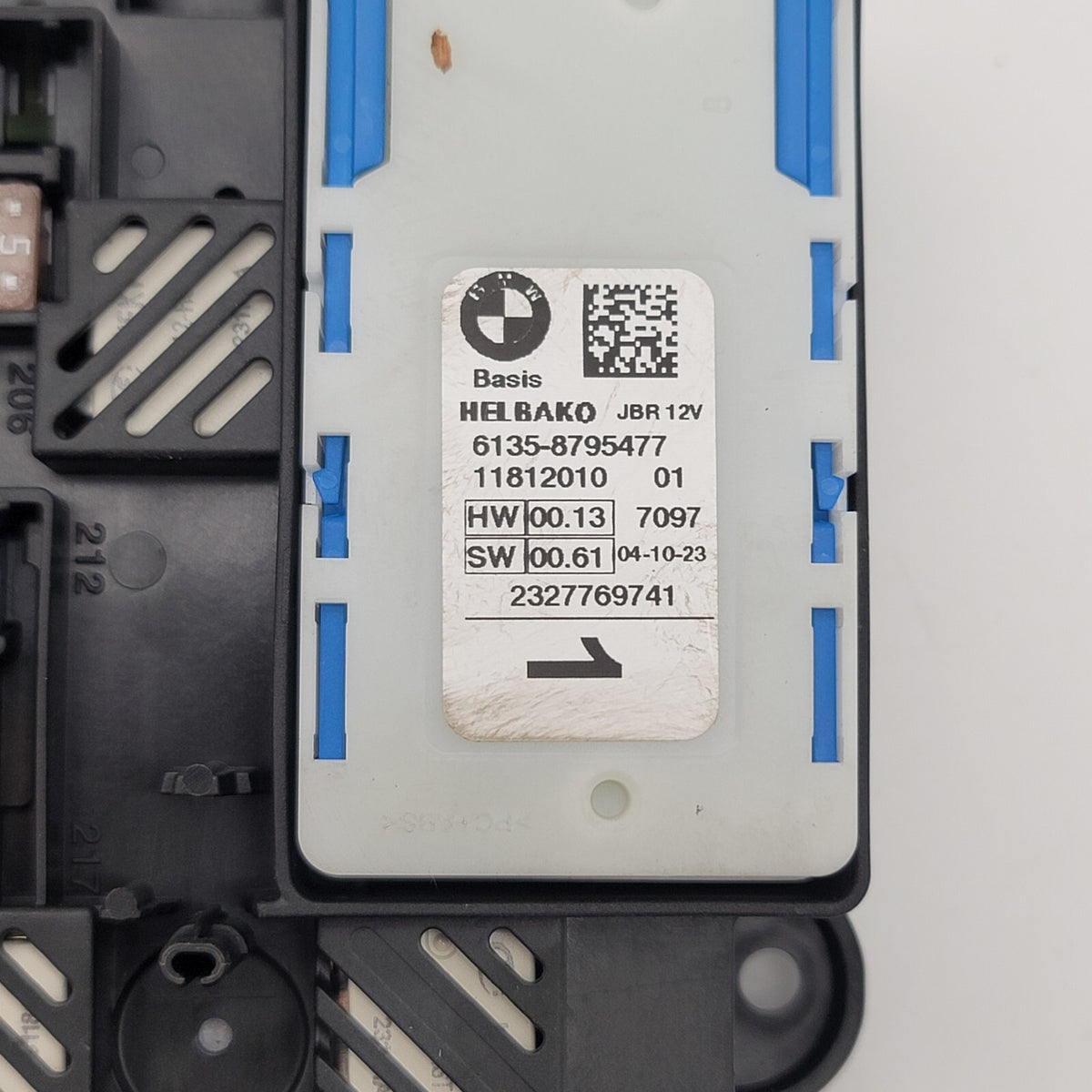 2024 BMW Z4 G29 REAR POWER DISTRIBUTION FUSE RELAY BOX