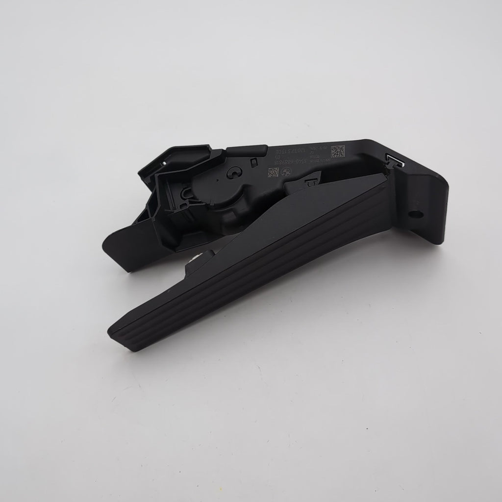 2021 - 2025 BMW G20 G26 F44 X3 X4 X5 Accelerator Gas Pedal 6889818