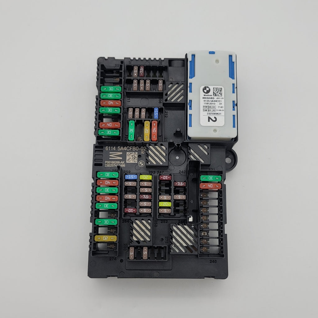 2024 BMW 330i 230I G42 G20 REAR POWER DISTRIBUTION FUSE Box 6114 5A4CFB0 - 02