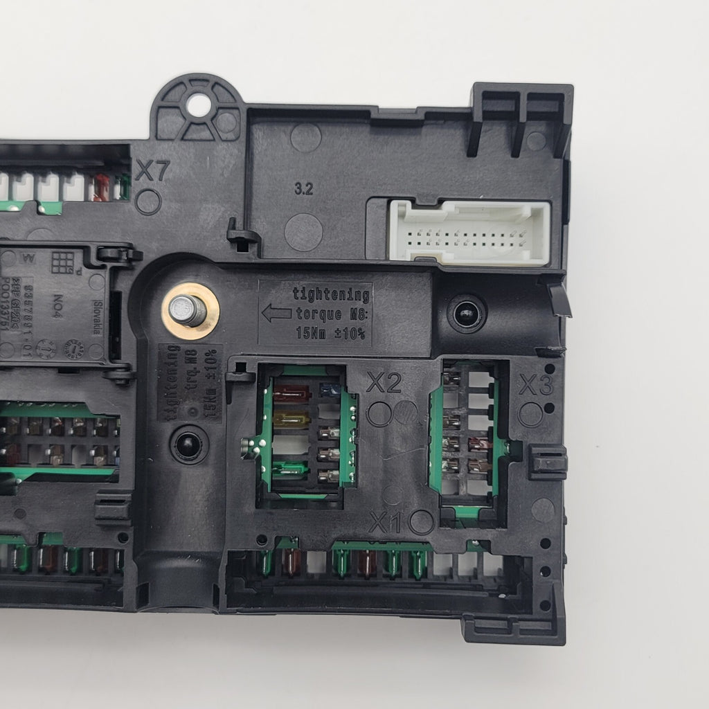 FUSE JUNCTION RELAY BOX BLOCK MODULE 61148713127 BMW 330I 530I G30 2017- 2023