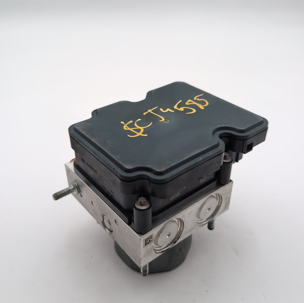 2016- 2019 Nissan Sentra 1.8L ABS Anti Lock Brake Pump Control Unit 476604FU0C