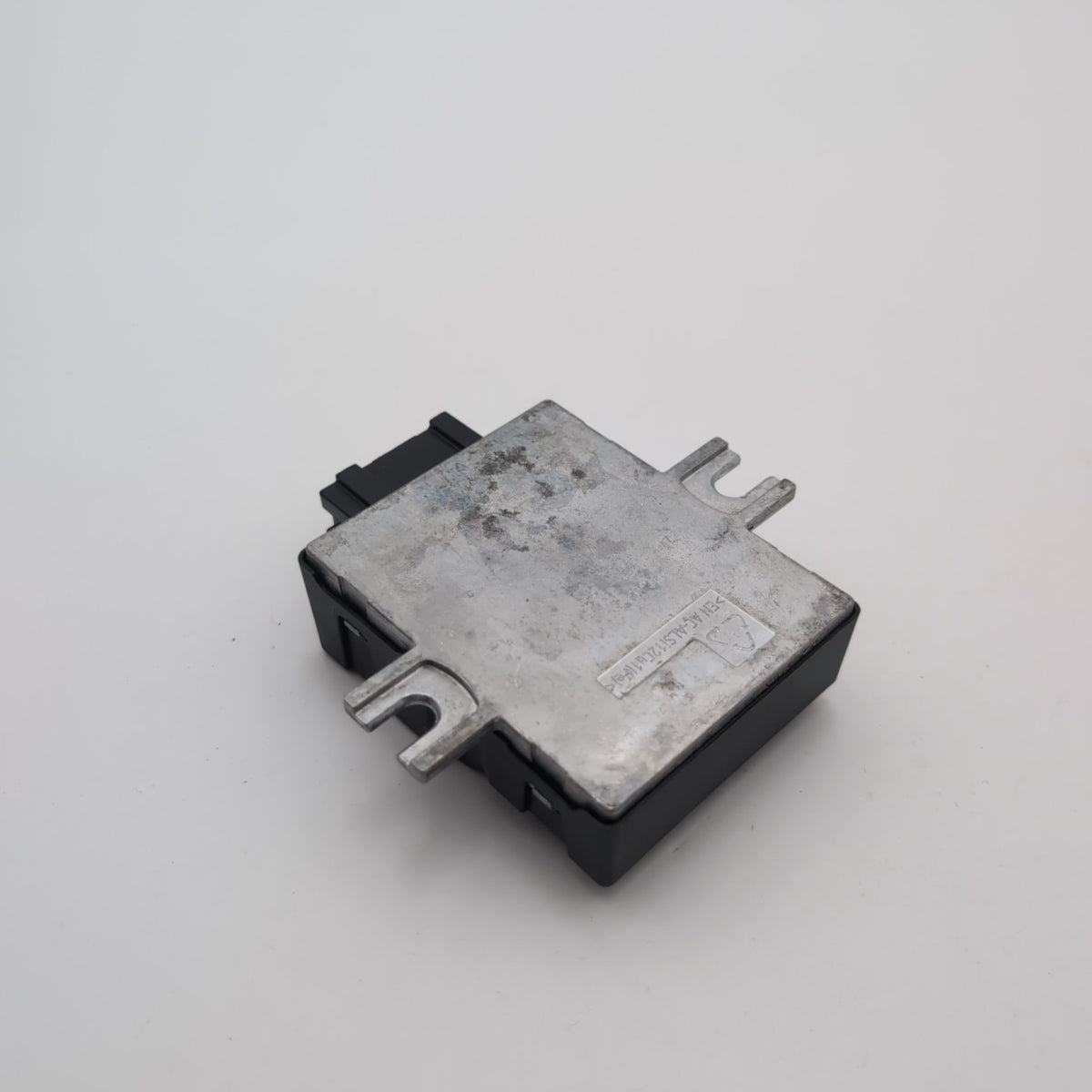 2019 - 2023 BMW 750i G20 G30 G12 X3 X4 X5 X6 X7 Fuel Pump Control Module 9452468