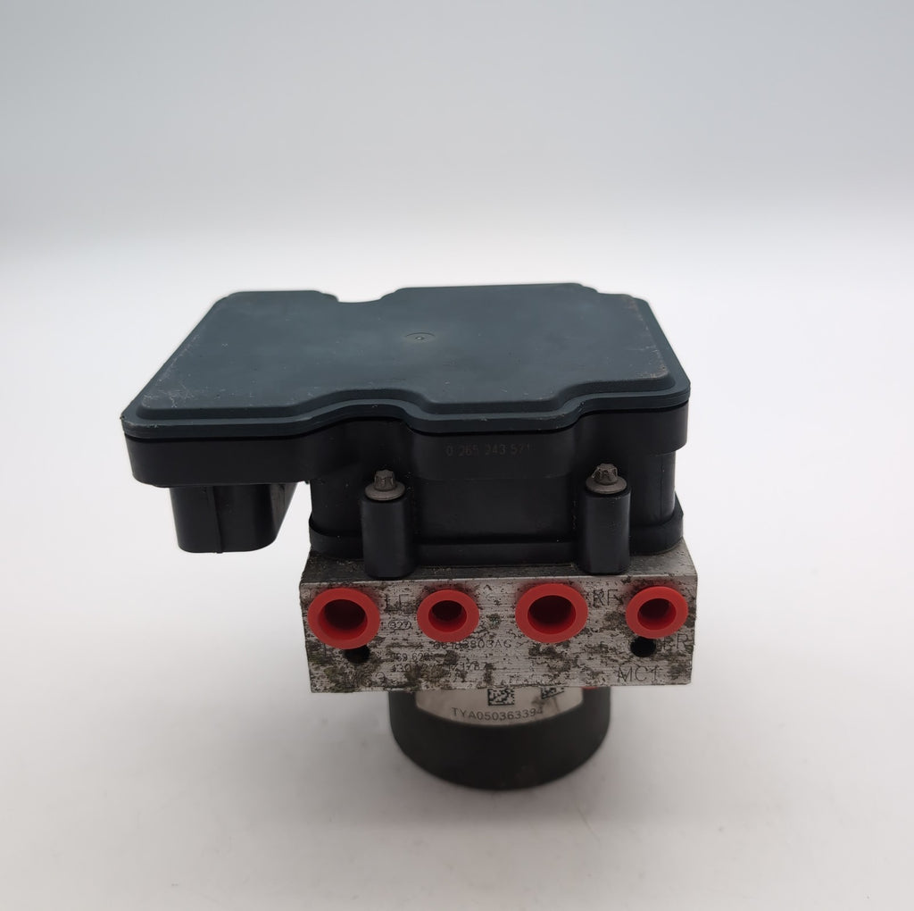 2014 2015 2016 Chrysler Town & Country 3.6L ABS Anti Lock Brake Pump 68183803AC