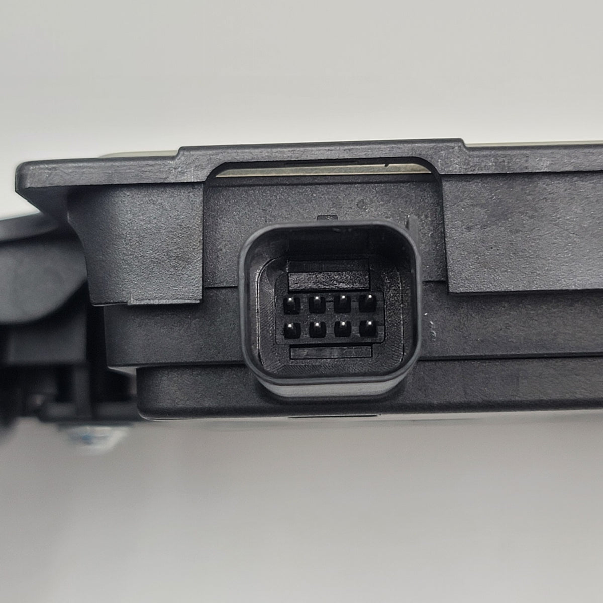 2018 - 2024 JAGUAR E-PACE REAR RIGHT BLIND SPOT RADAR SENSOR MODULE W/ BRACKET