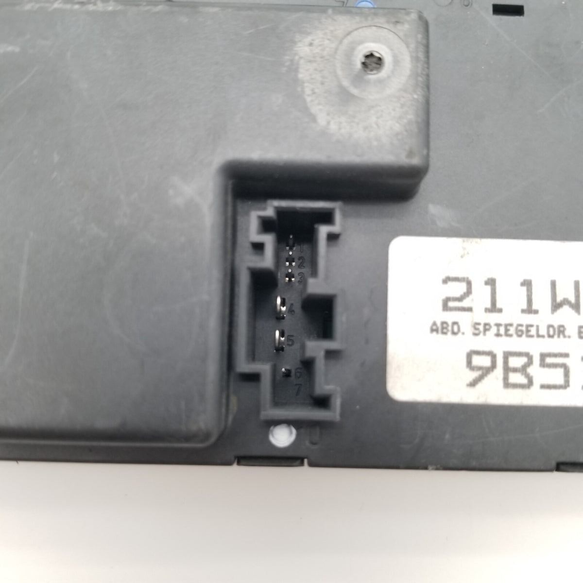 2003- 2009 Mercedes W211 E350 E550 Front Right Passenger Door Control Module