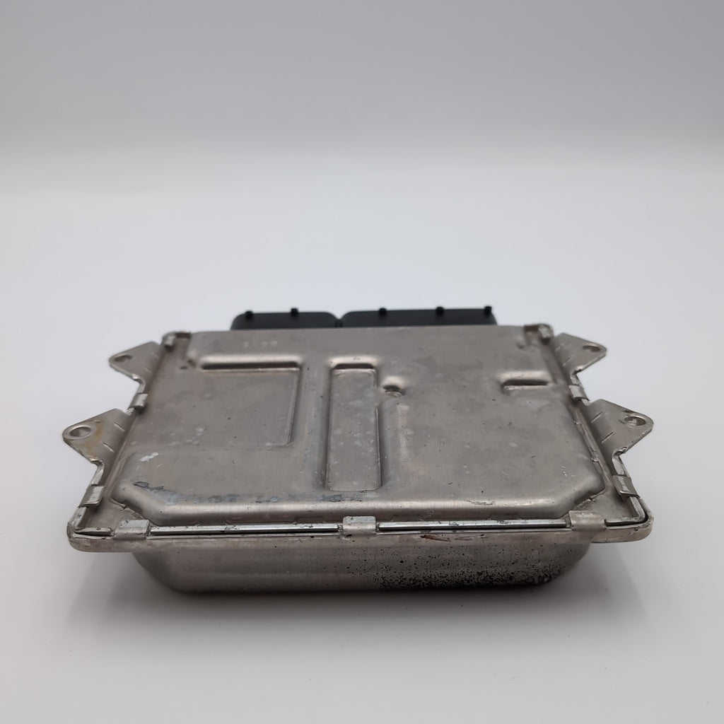 2013 Dodge Dart Engine Computer Control Module ECM ECU 05150663AD