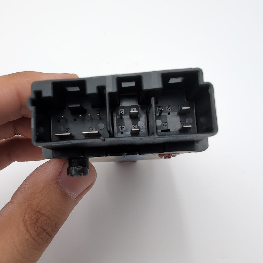 2019- 2024 BMW X5 G05 REAR LEFT DRIVER SEAT HEAT HEATED CONTROL MODULE 7490465