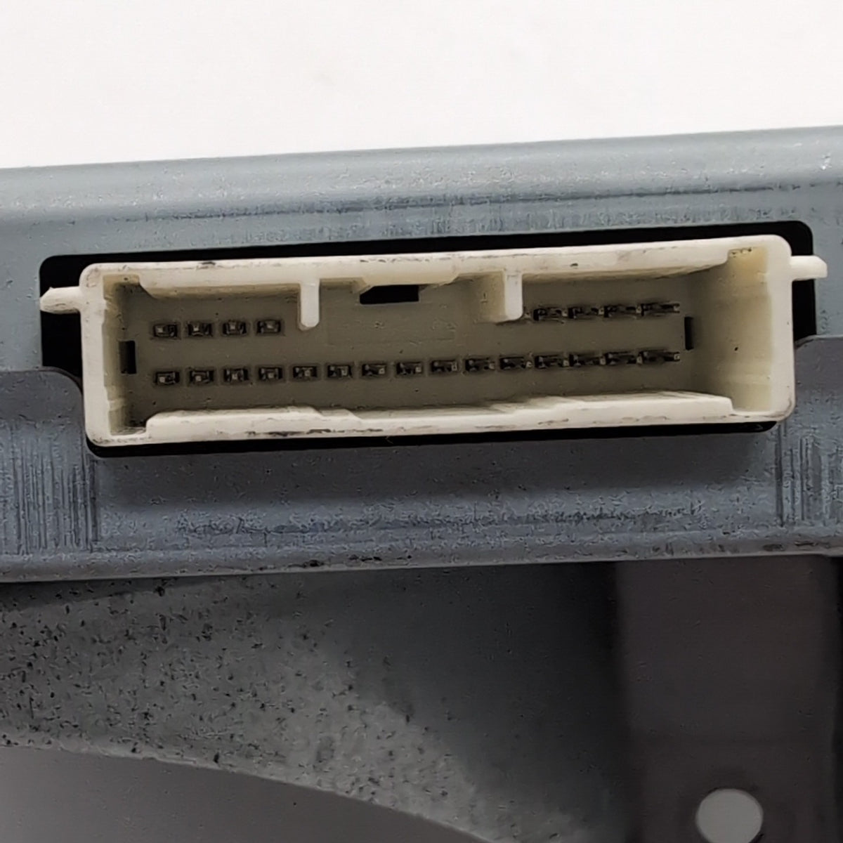 2013- 2019 Lexus GX460 Driver Monitor Computer Control Module OEM 86470-60010