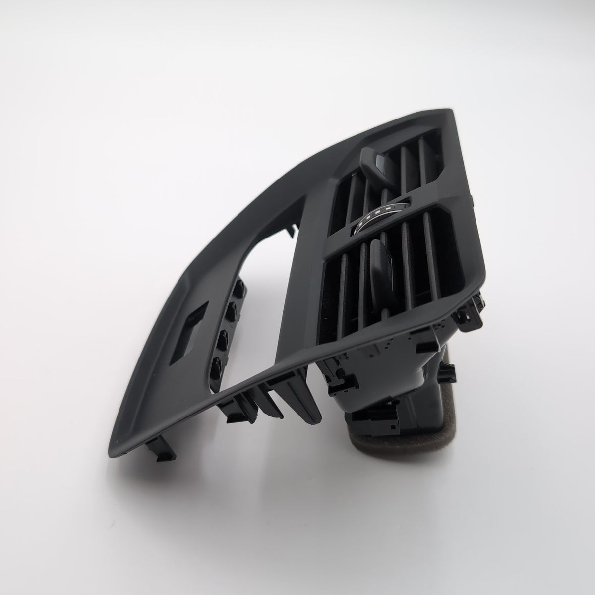 2022 - 2026 BMW 330i G20 i4 G26 Rear Console AC Air Vent Trim 5A3B8E1