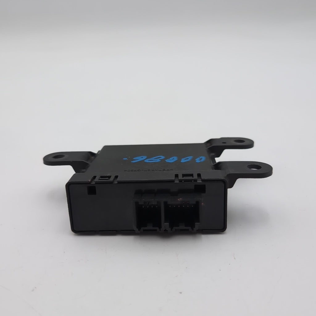 2010- 2015 GMC CHEVROLET CAMARO Parking Assist Control Module OEM 20925650