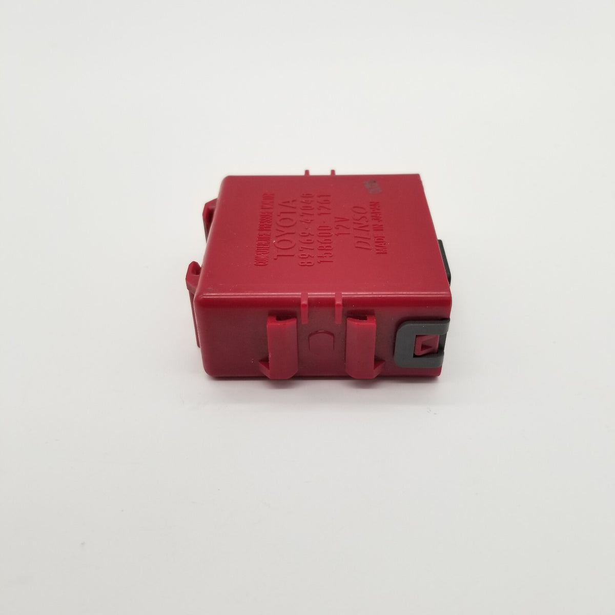 2012- 2016 Toyota Prius V Tire Pressure Monitor Module 89769-47040