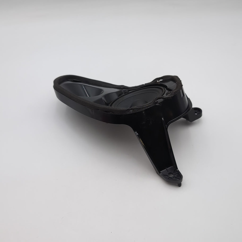 2019- 2025 BMW X7 G07 Rear Left Quarter Panel Speaker Mount Bracket 2622521 OEM