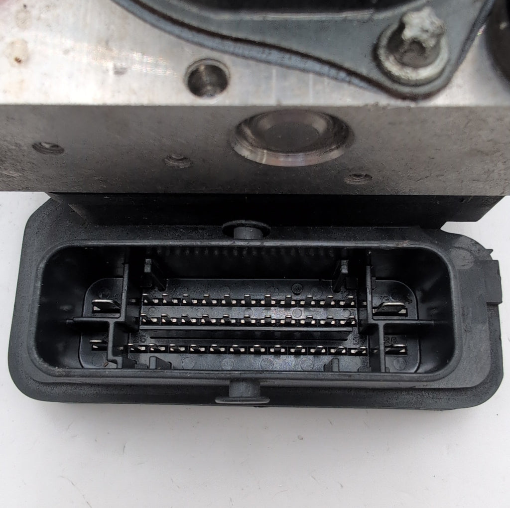 2013 2014 Nissan Sentra 1.8L ABS Anti Lock Brake Pump Control Unit 476603SG0A
