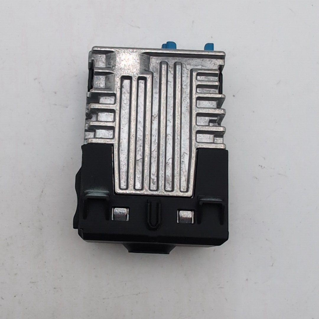 2025 2026 BMW X5 USB Bush Single Socket Port 5B51C72