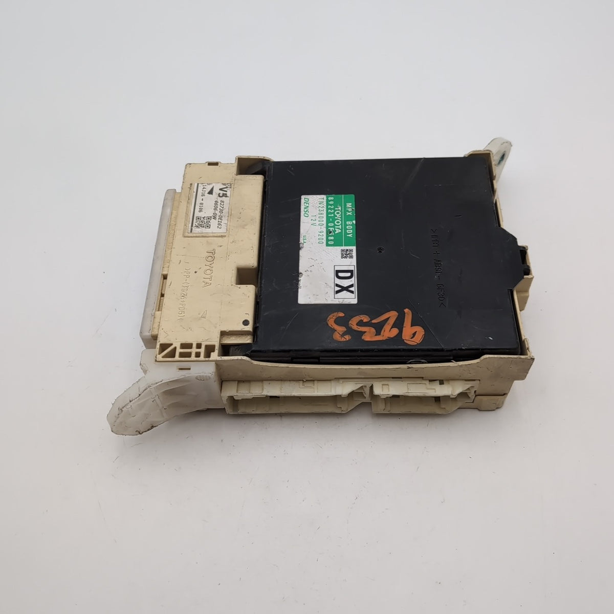 2015 Lexus RX450h Multiplex Network MPX Body Control Module 89221-0E380