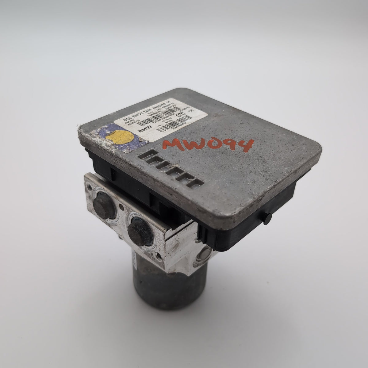 2016 - 2021 BMW 540i ABS Anti Lock Brake Pump Control Unit 6896980