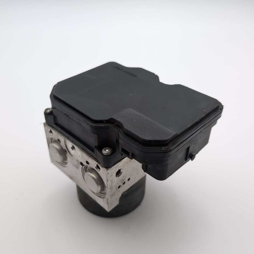 2017 2018 Toyota Rav4 ABS Anti Lock Brake Pump Control Unit OEM 44540-42401