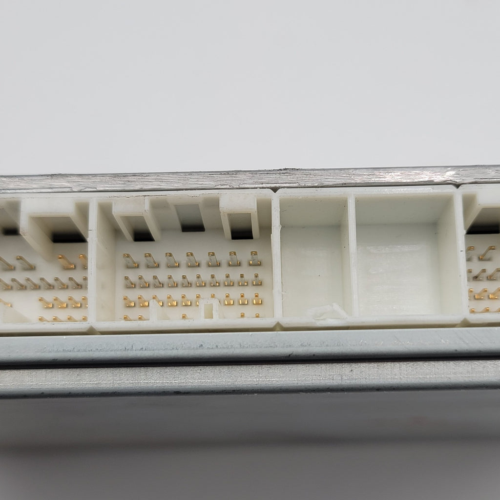2004 Lexus ES330 ECU ECM COMPUTER 89661-33A41 898707