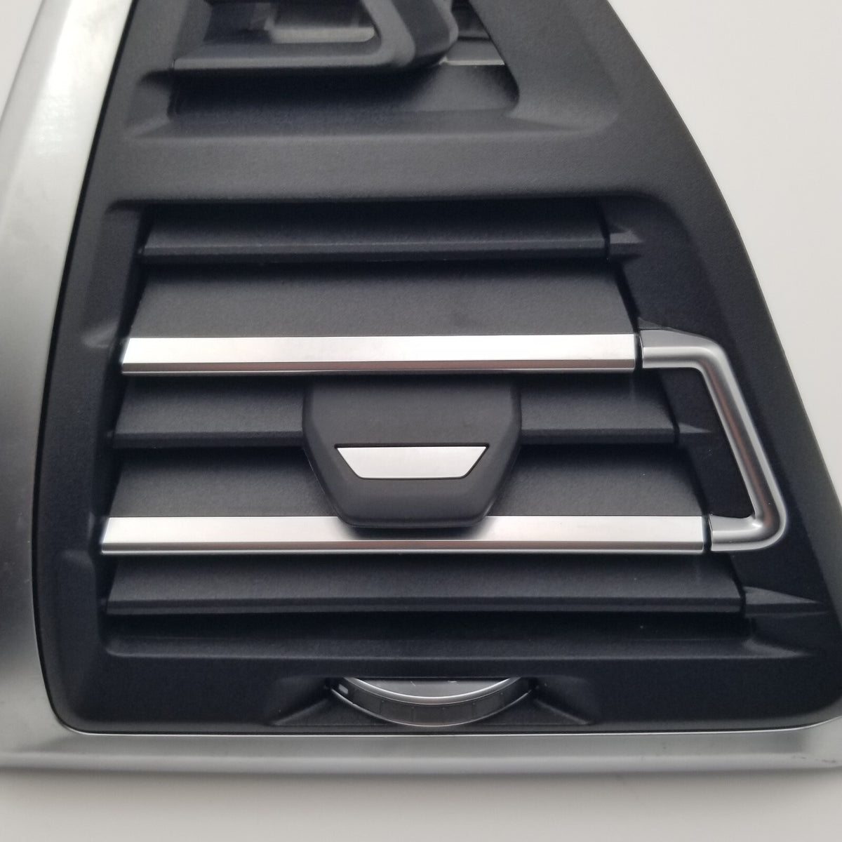 2023 2024 BMW iX3 G08 X3 G01 G08 F97 X4 G02 F98 Dashboard Air Vents 5A3BB10 LHD