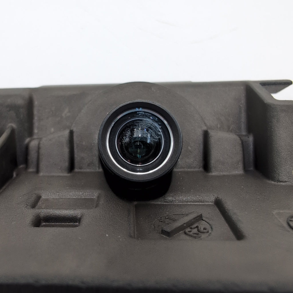 2022 - 2026 BMW F74 G60 X1 X2 X3 X5 X6 Front Personal CoPilot Low Camera 5B5FF36