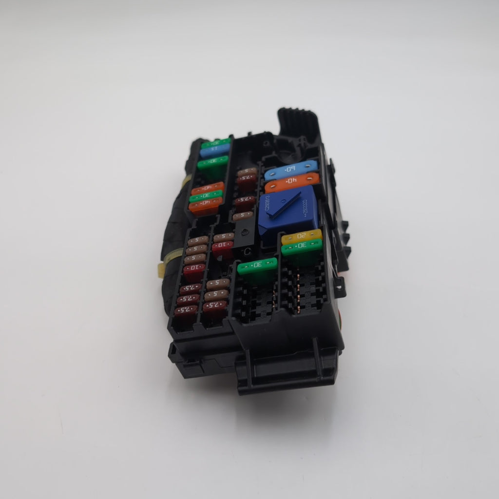 2022 - 2026 BMW 228i F74 X1 X2 iX B+ Positive Power Distribution Fuse Relay Box