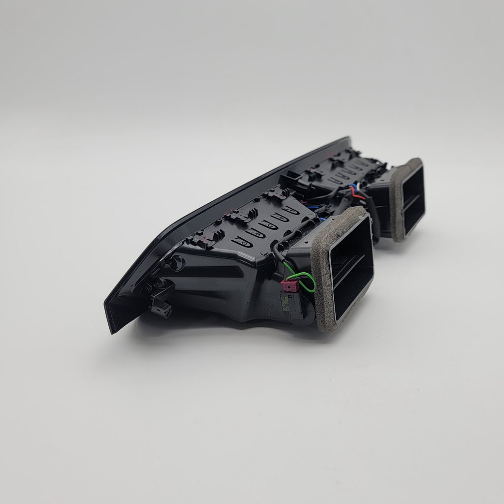 2024 BMW M4 G82 330i G20 CENTER Dash Vent Component
