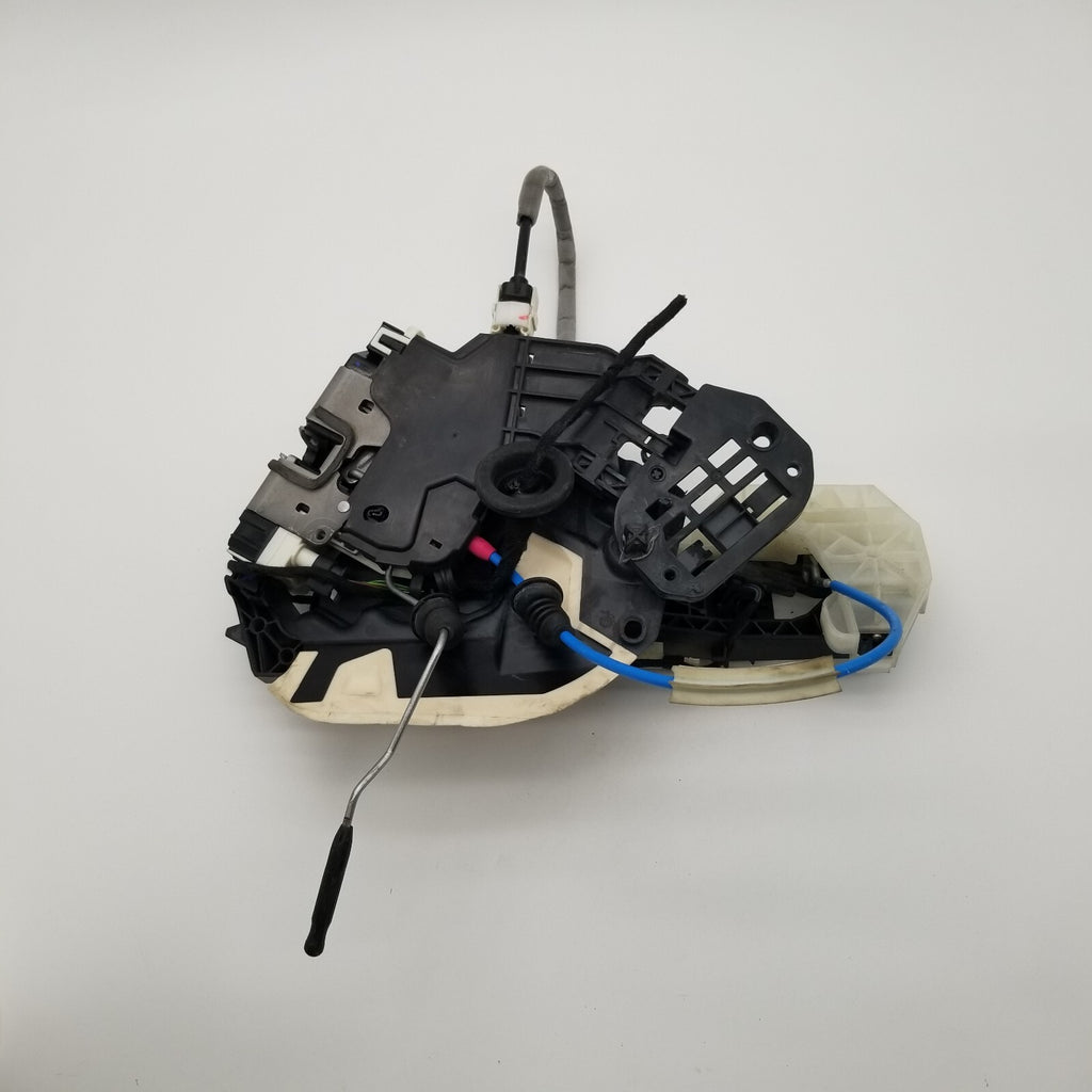 2014-2019 MERCEDES CLA250 C117 REAR RIGHT SIDE DOOR LOCK LATCH ACTUATOR OEM