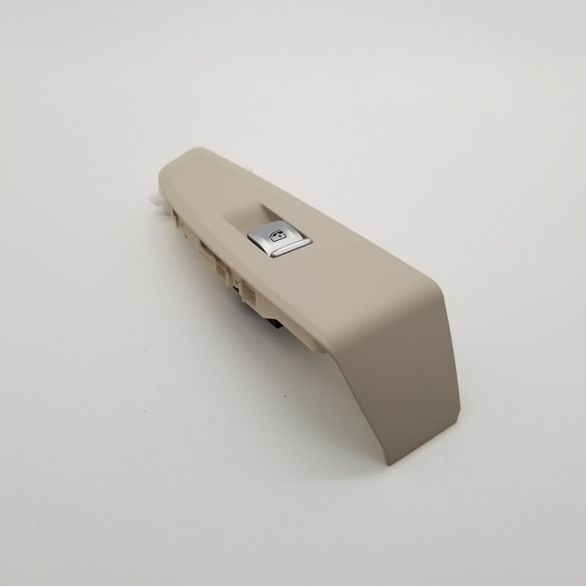 2015- 2019 BMW G11 G12 Front Passeneger Side Power Window Switch 9299457