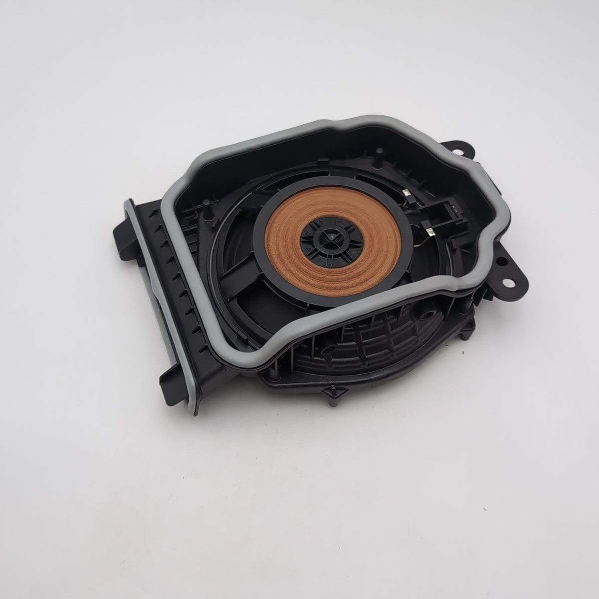 2024 2025 2026 BMW 530i 540i G60 Left Subwoofer Speaker 5AFAF87
