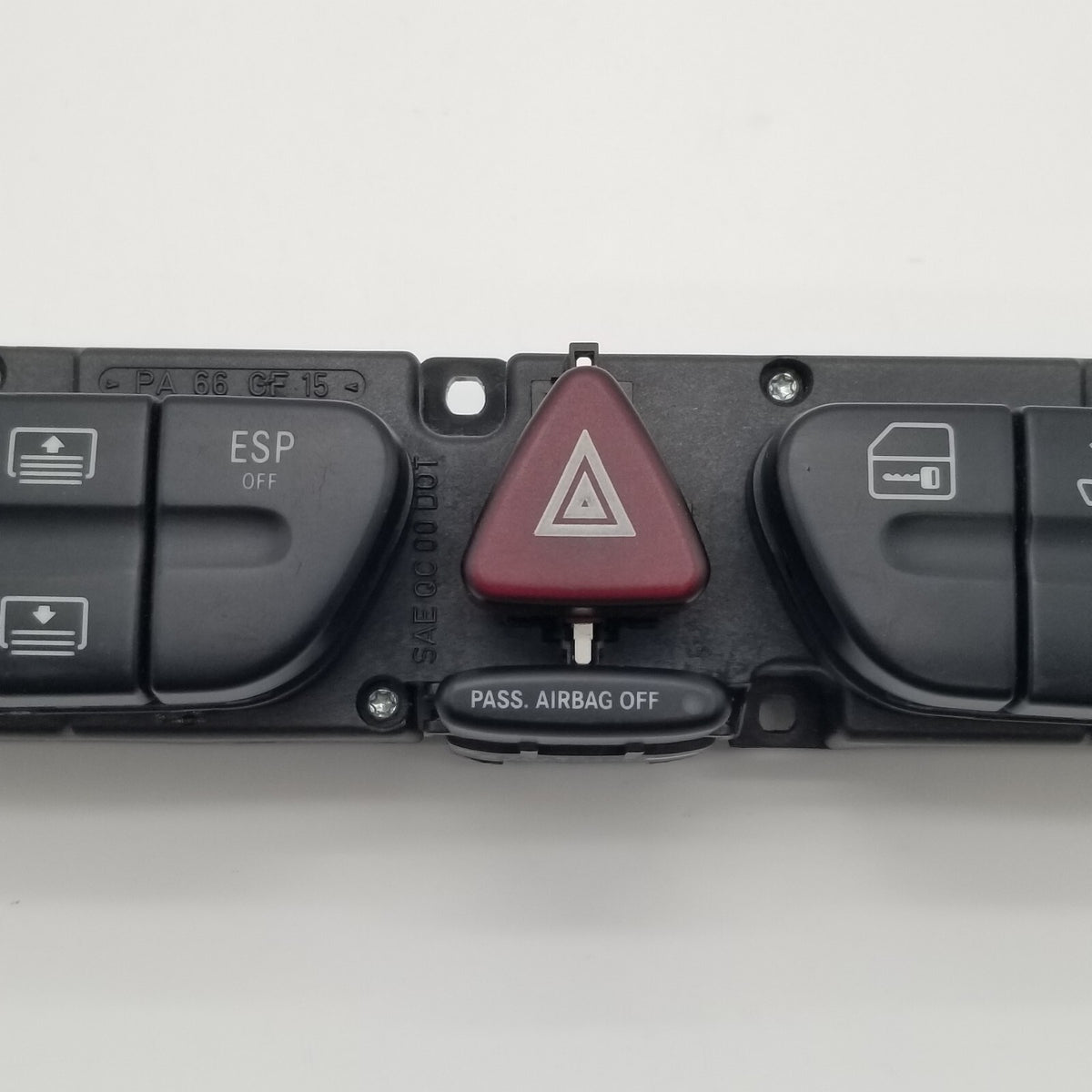 2001-2004 Mercedes W209 CLK500 C320 Hazard Light Control Switch 2038216279
