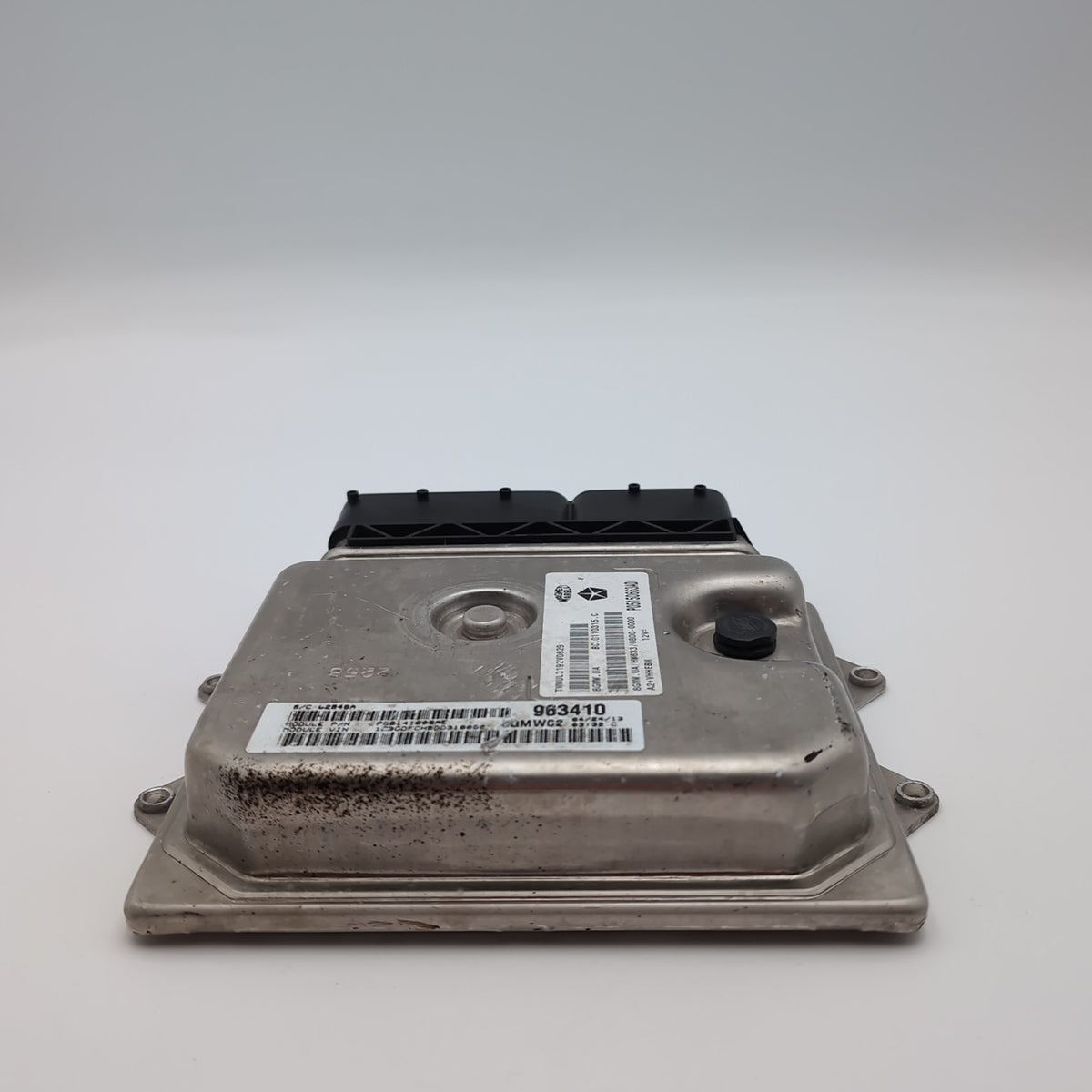 2013 Dodge Dart Engine Computer Control Module ECM ECU 05150663AD