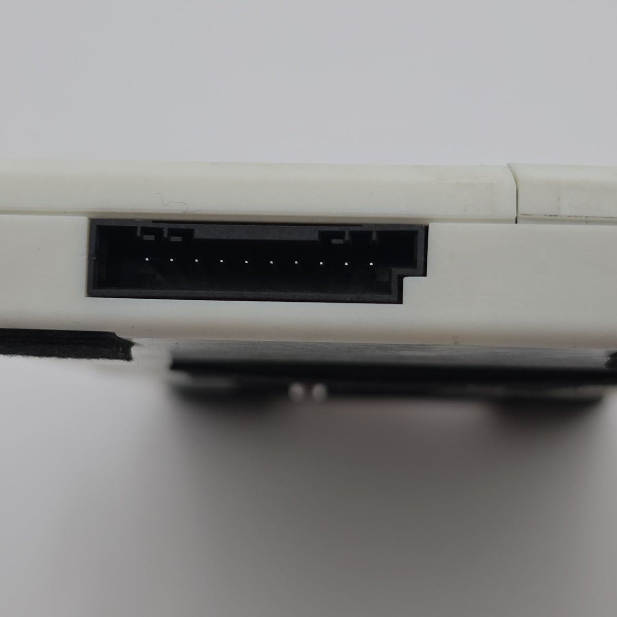 2019 - 2022 BMW G20 G11 G12 X7 Antenna Telematics Communication Control Module
