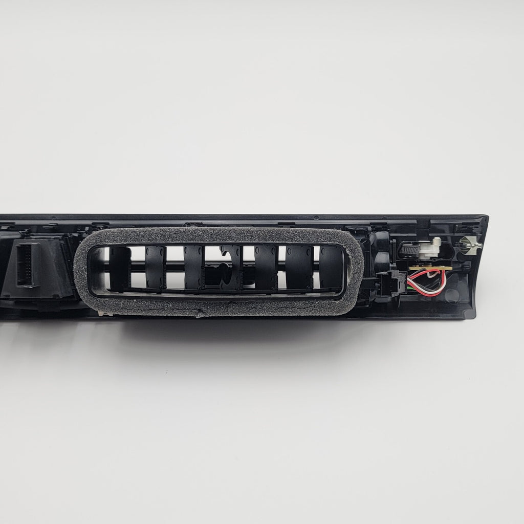 2021 - 2025 BMW iX I20 Front Dashboard Instrument Panel Air Vent 9490661