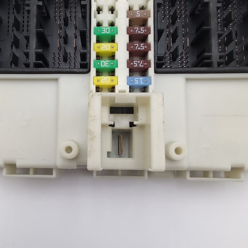 2013- 2016 BMW 320i 328i Body Domain Control Module BDC BCM OEM 9381101