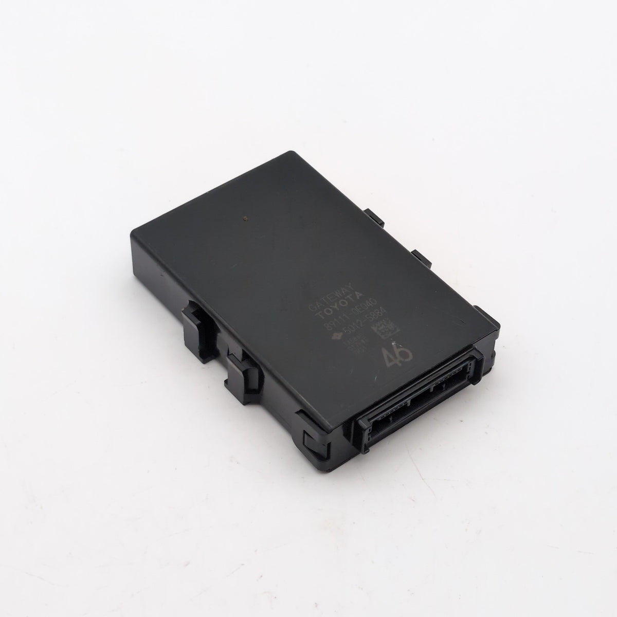 2017 2018 Toyota Highlander Computer Network Gateway Control Module 89111-0E040