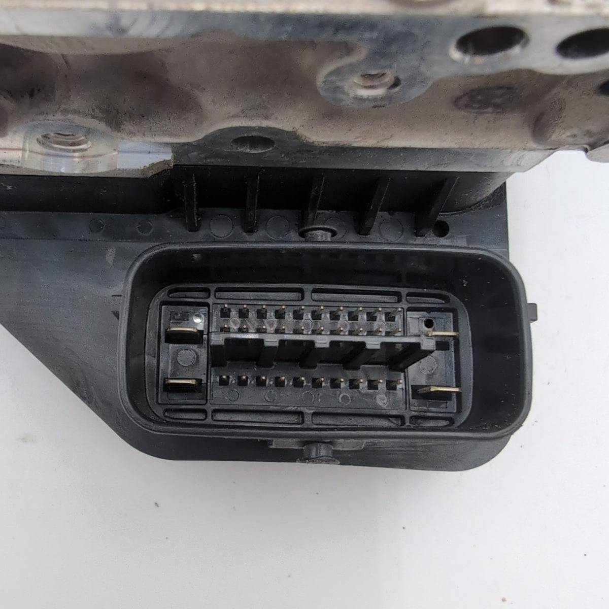 2020 - 2024 Infiniti Q50 ABS Anti Lock Brake Pump Control Unit 476606HA1A