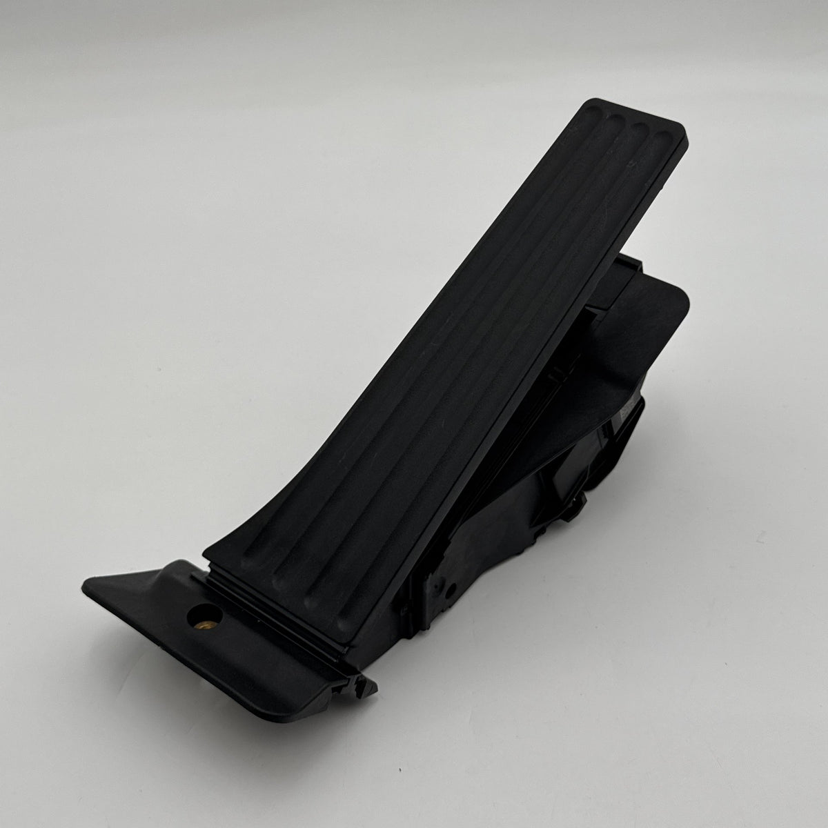 2020 - 2026 BMW 3 5 6 7 SERIES X1 X2 X3 X5 Acceleration Gas Pedal 6889822
