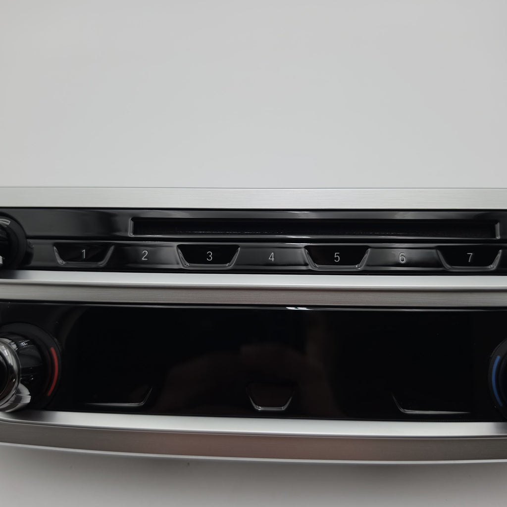2019 - 2022 BMW 740i 750i G11 G12 Front AC Climate Control Radio Switch Panel