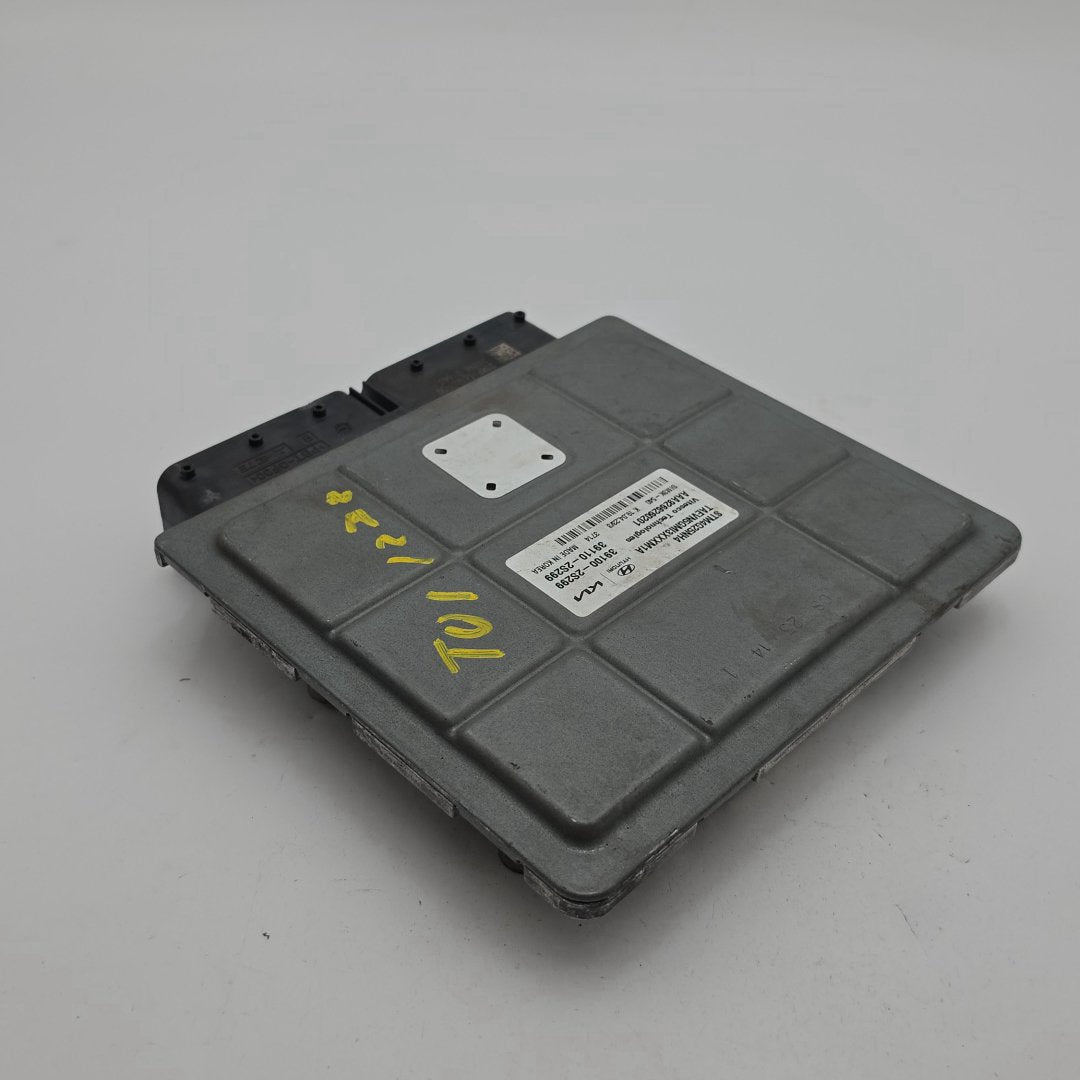 2023 Hyundai Santa Fe 2.5L Engine Computer Control Module ECU 39100-2S299